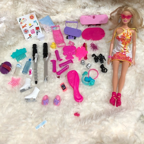 BARBIE MATTEL (2013) and hair accessories - Picture 6 of 6